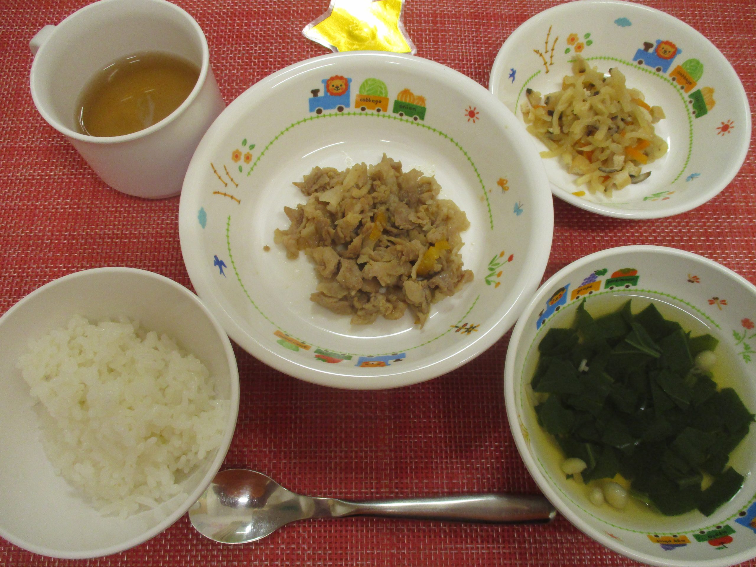 【7月24日㈭の給食・おやつ】