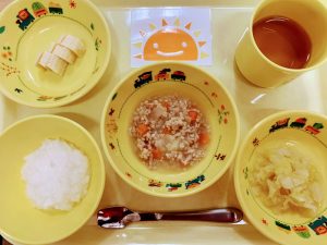 10月30日(金)の給食・おやつ