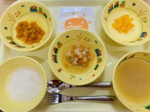 11月4日(水)の給食・おやつ