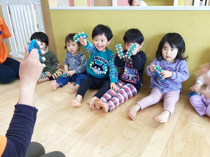 楽器（鈴、カスタネット、タンバリン）