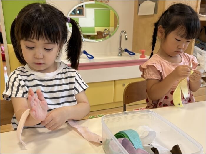 ボタンはめおもちゃ