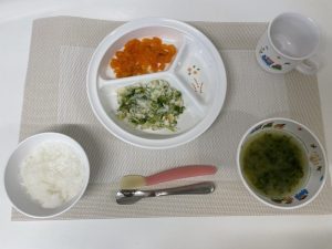 3月30日(木)の給食・おやつ
