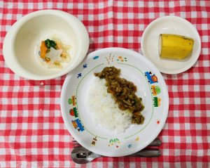10月31日(火)の給食・おやつ
