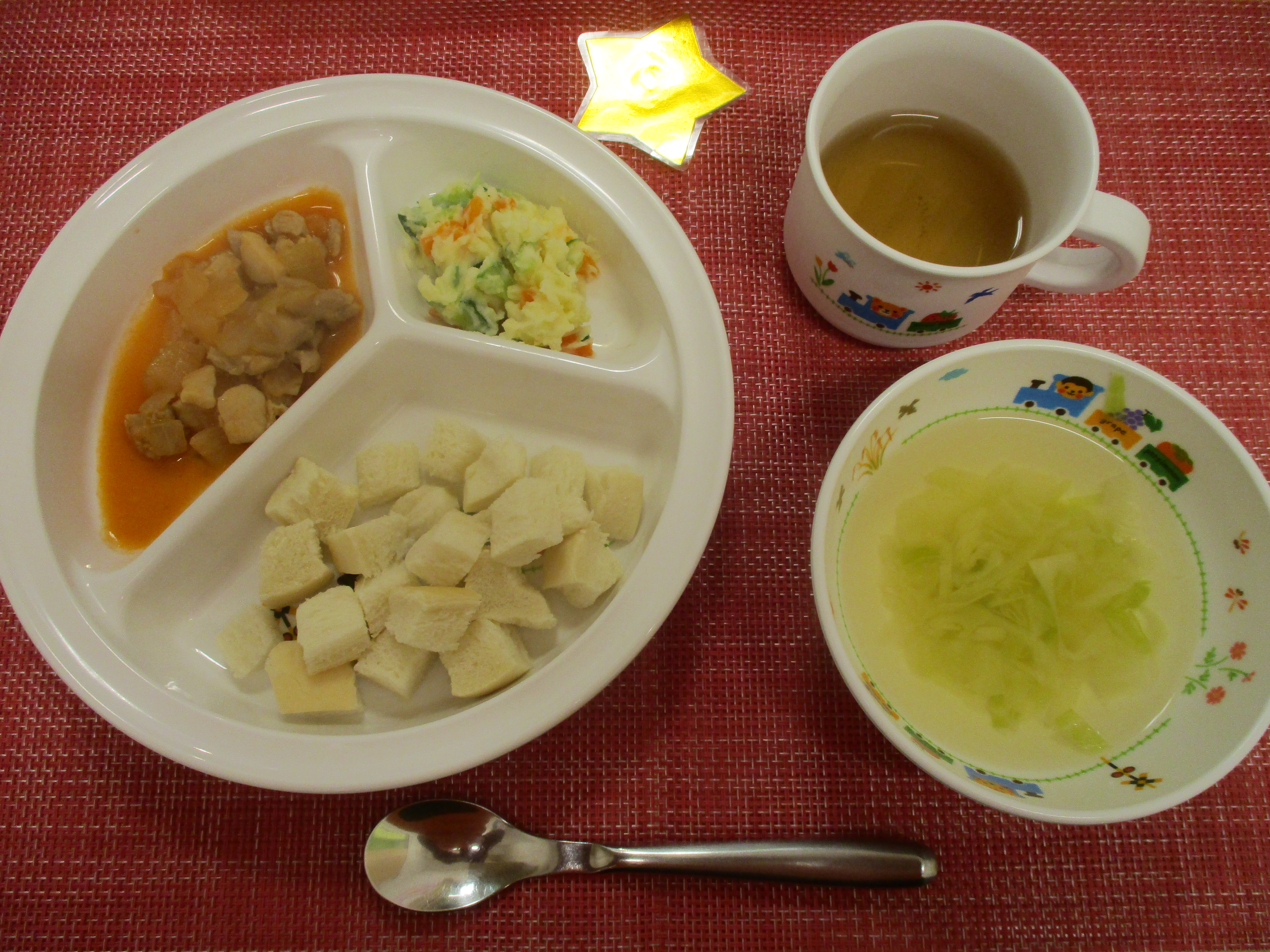 【7月３日㈭の給食・おやつ】