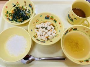 6月3日(木)の給食・おやつ