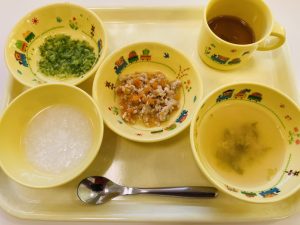 11月11日(木)の給食・おやつ