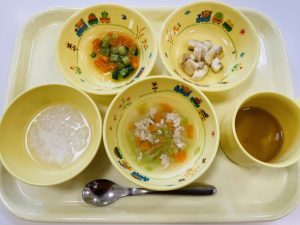 12月7日(火)の給食・おやつ