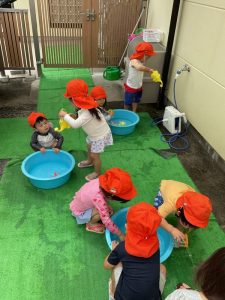 水遊びが始まったよ🚿☀️