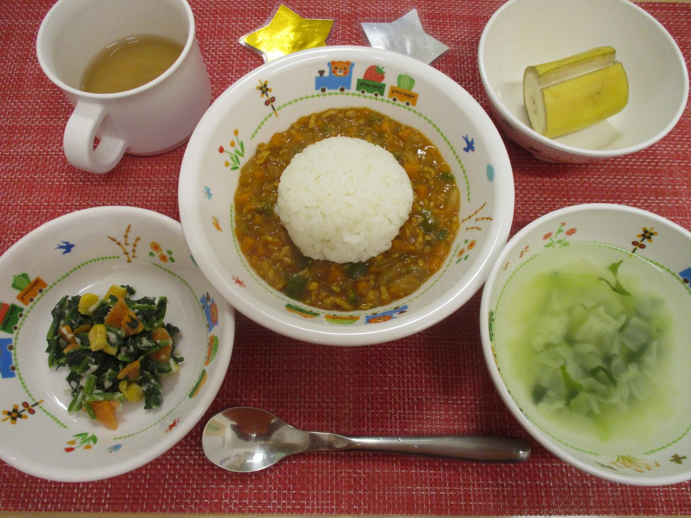 【9月17日㈫の給食・おやつ】