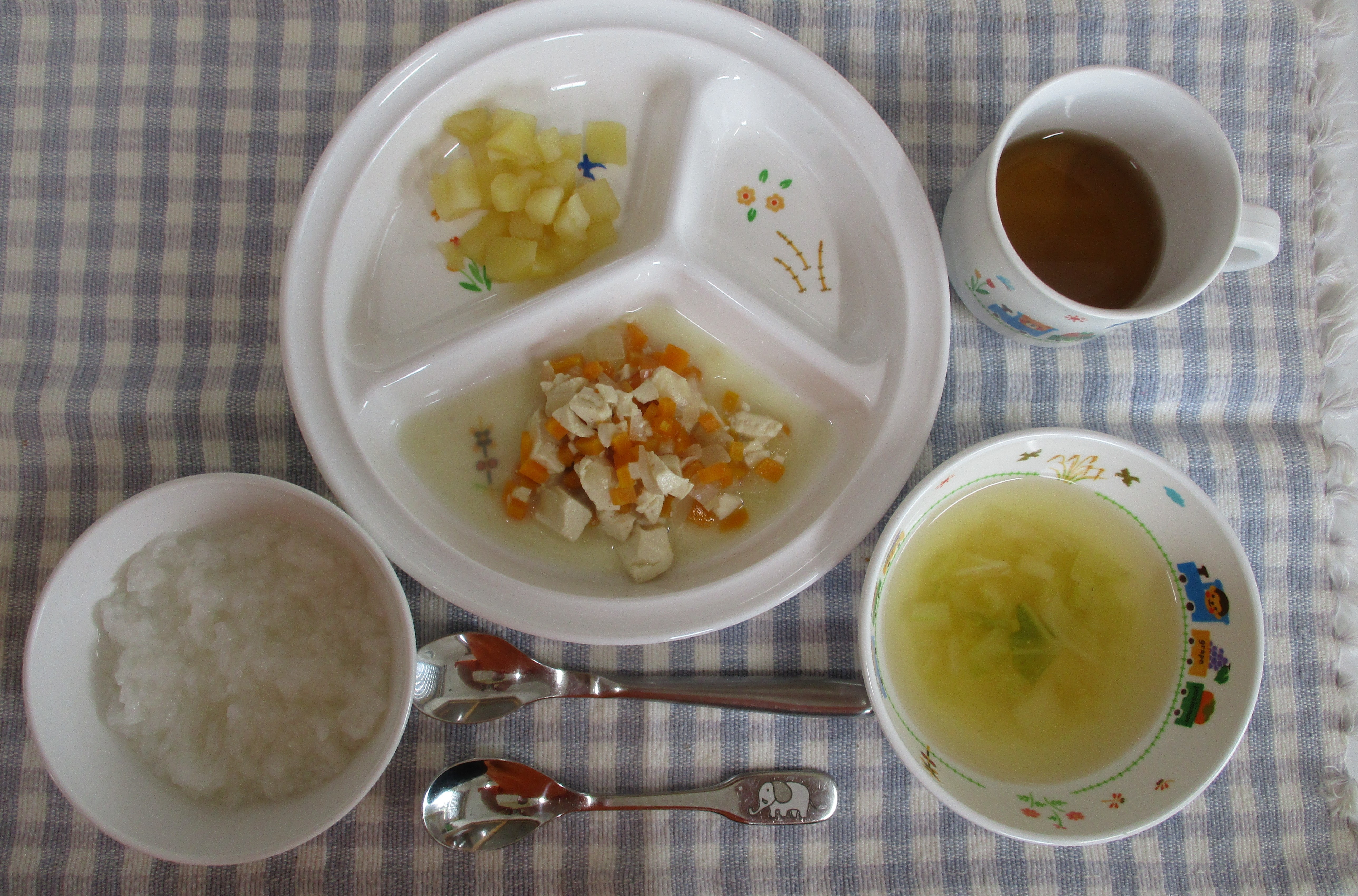 9月11日（月）の給食・おやつ