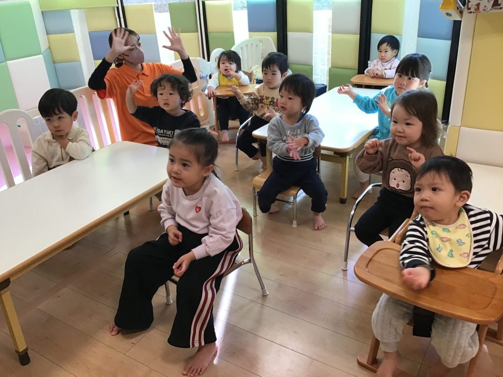 🚌英語時間のひとコマ️🎶