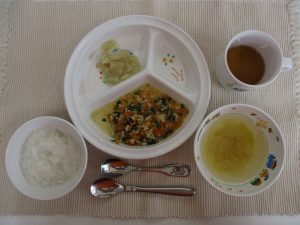 6月27日（火）の給食・おやつ