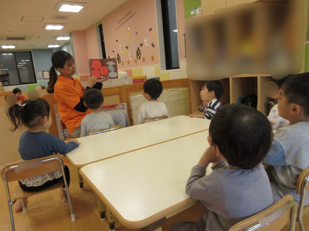 9・10 絵本読み合い