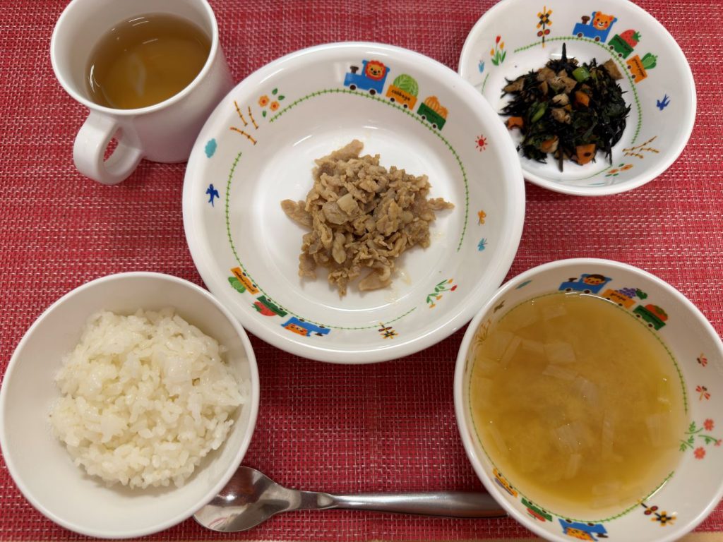 【3月13日㈮の給食・おやつ】