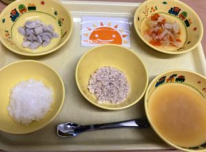 10月13日(火)の給食・おやつ