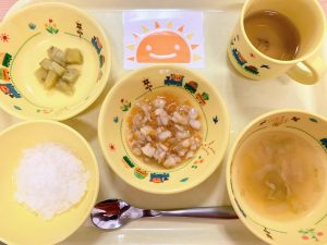 10月23日(金)の給食・おやつ