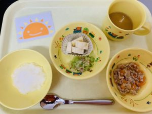 11月5日(木)の給食・おやつ