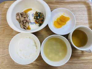 12月12日(土)の給食・おやつ