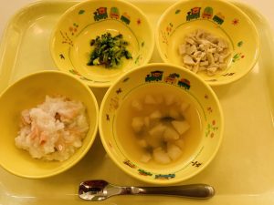 1月4日(月)の給食・おやつ