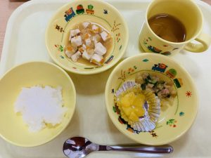 1月12日(火)の給食・おやつ