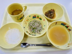 8月6日(金)の給食・おやつ
