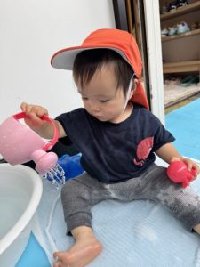 お水遊び楽しいな☺️