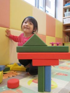 じっくり集中♪ブロック遊び♪