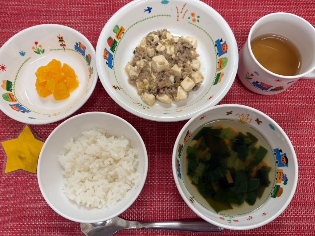 【3月11日㈬の給食・おやつ】