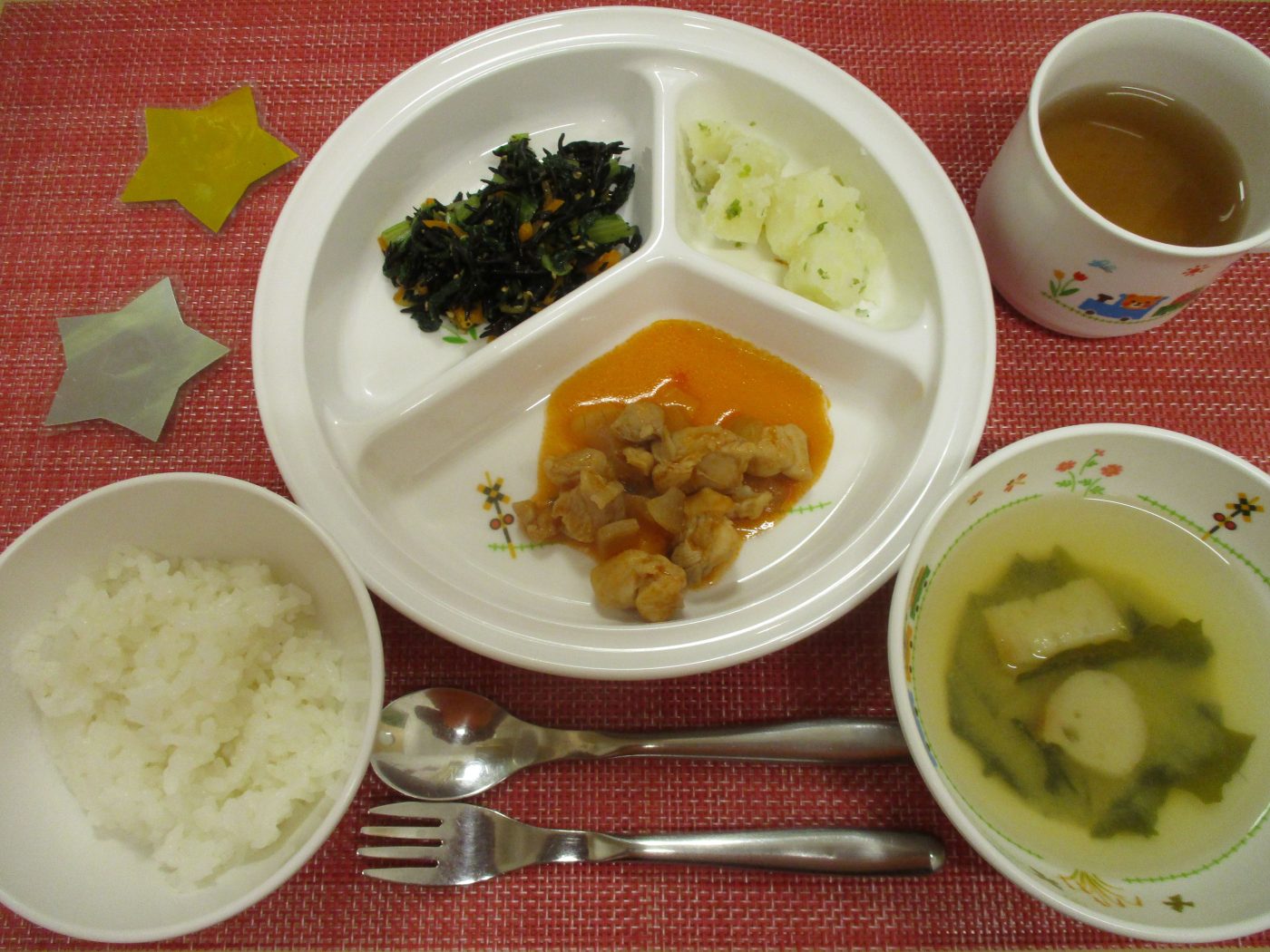 【10月9日㈬の給食・おやつ】