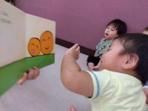 ★絵本読み合いプログラム★