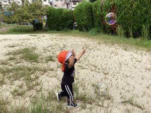 お外で遊ぶの楽しいね🌈
