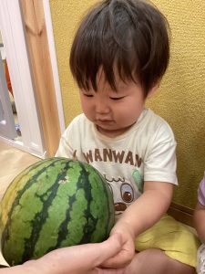 みんなで楽しいスイカ割り🍉