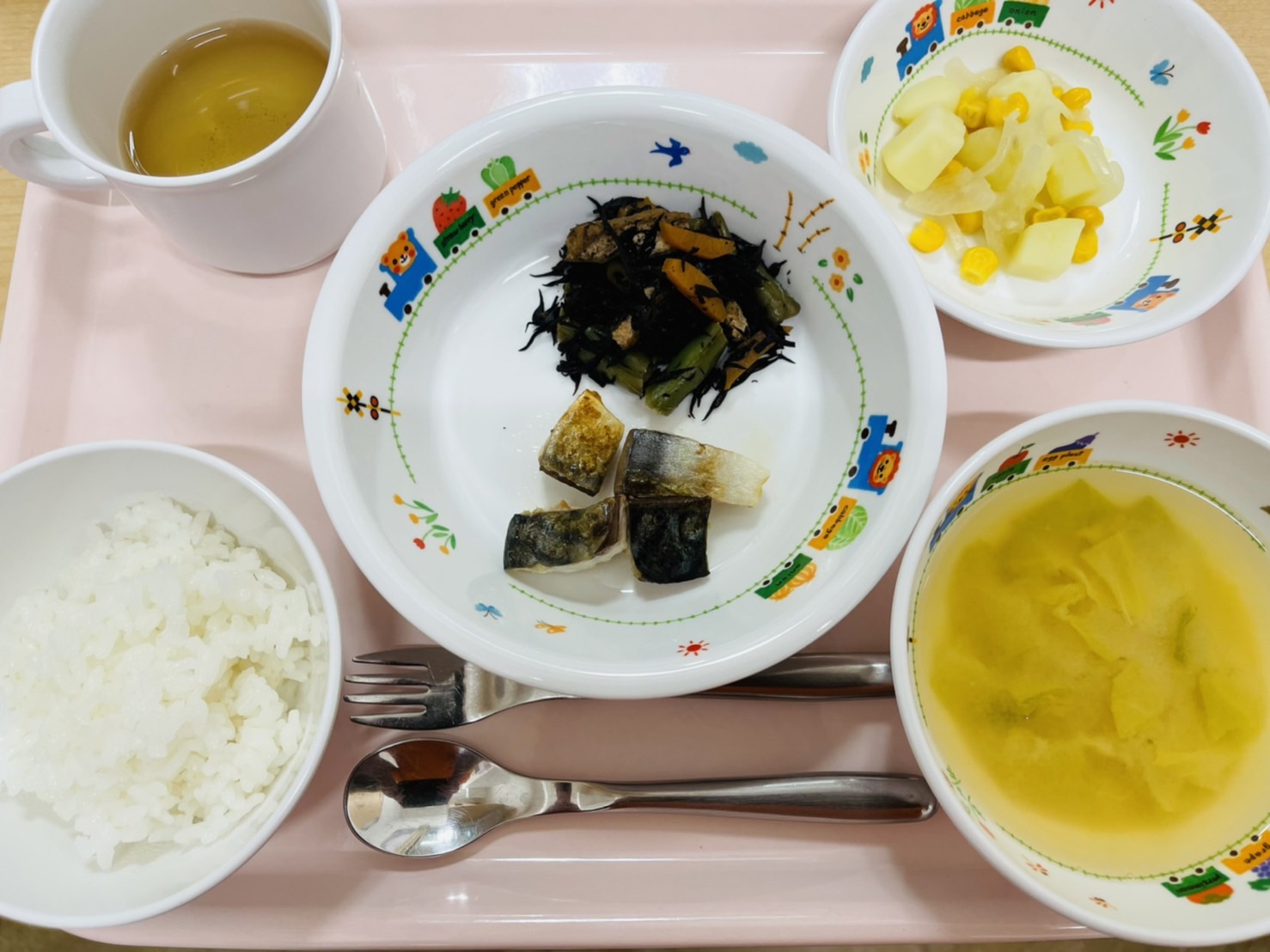 7月29日(土)の給食・おやつ