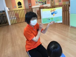 【小規模保育園:サンライズキッズ保育園】絵本プロジェクト「ぶぶるんふるふる」