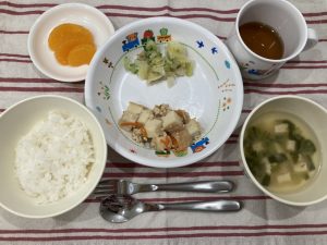 3月13日(月)の給食・おやつ