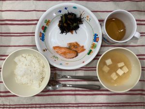 6月24日（土）の給食・おやつ