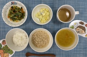 2月29日(木)の給食・おやつ