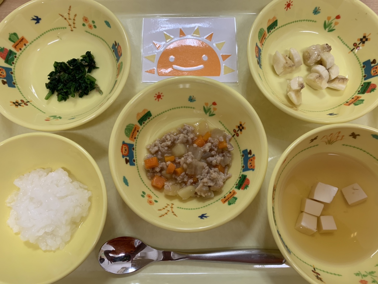 12月24日(土)の給食・おやつ