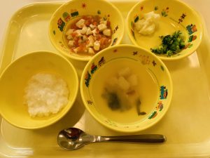 2月12日(金)の給食・おやつ