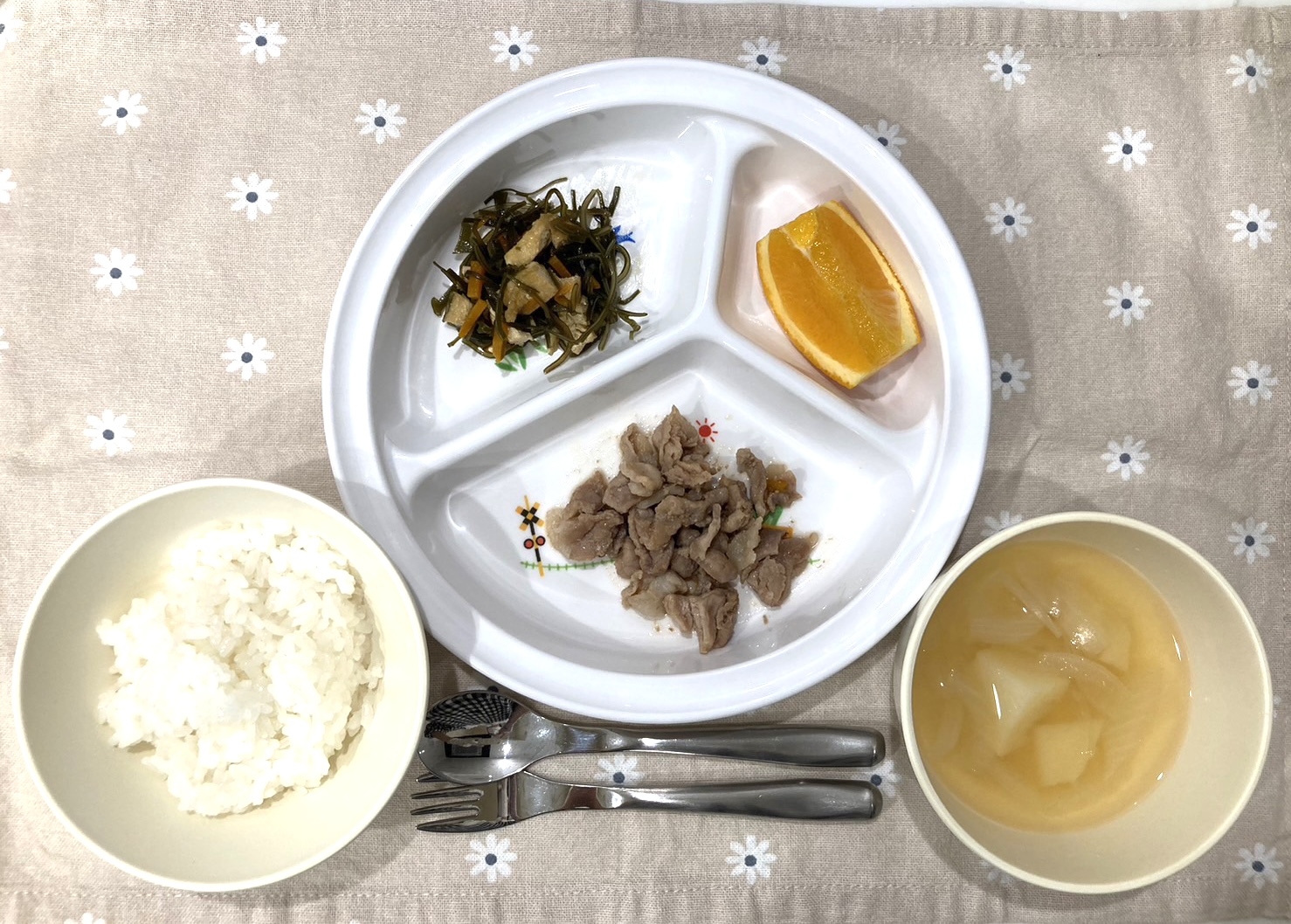 9月7日(木)の給食・おやつ