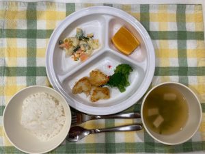 9月12日（火）の給食・おやつ