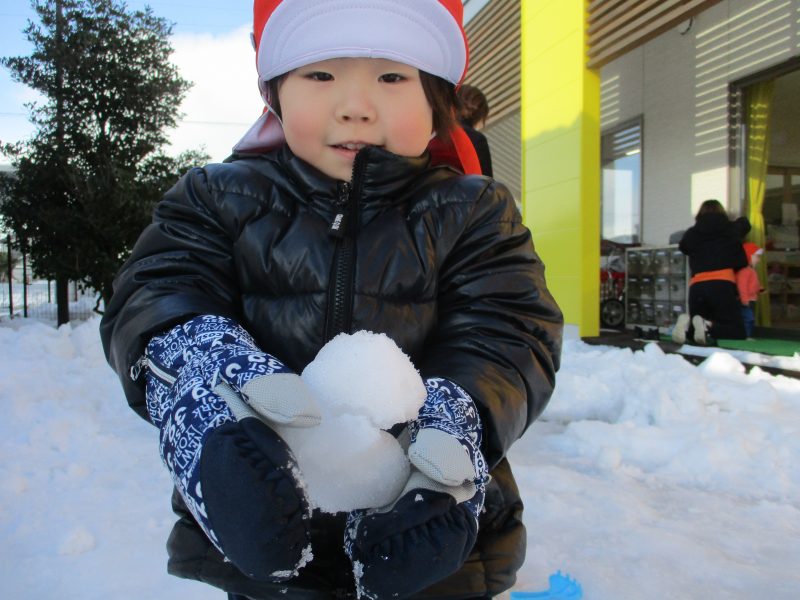 ３月２７日(月)の給食・おやつ