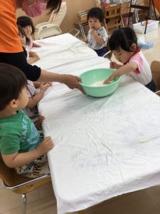 今週も　楽しい遊びみいつけた～🙂