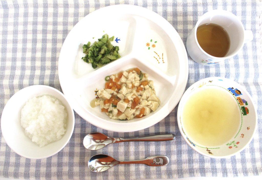 9月13日(水)の給食・おやつ