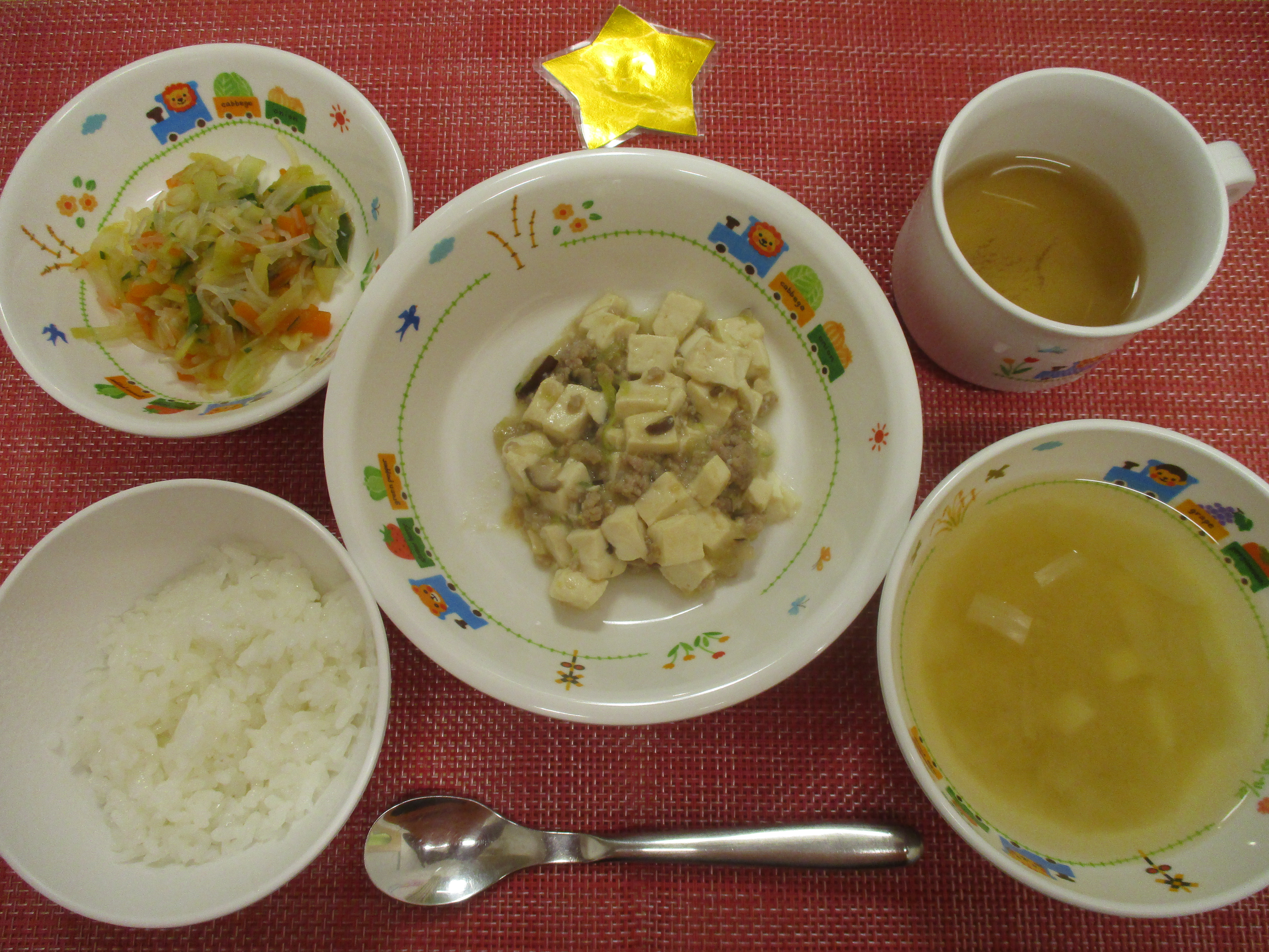 【3月6日㈭の給食・おやつ】