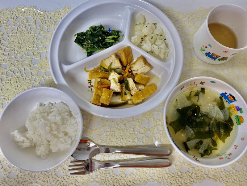 10月11日(火)の給食・おやつ