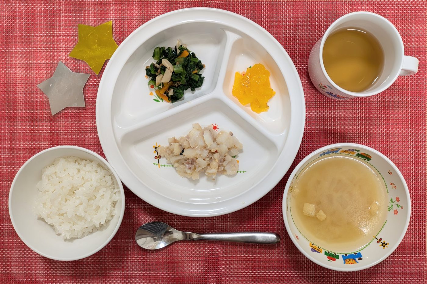 【4月23日㈬の給食・おやつ】