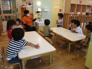 ?絵本読み聞かせプログラム?