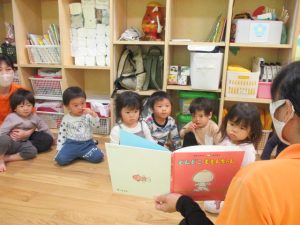 ✨絵本読み聞かせプログラム✨