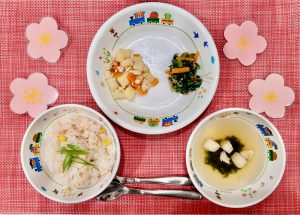 3月1日(金)の給食・おやつ【ひな祭り会】